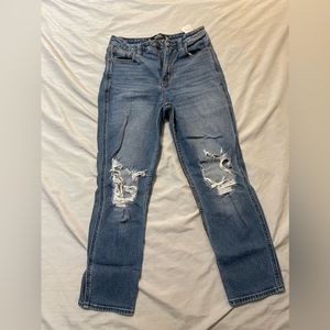 Hollister high rise crop mom jean
